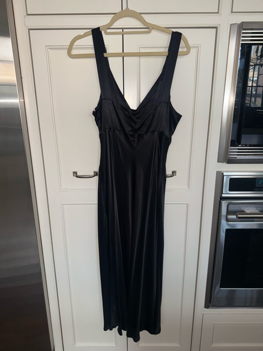 NWT Rails Jacinda Black Satin Midi Slip Dress Size Large - Picture 5 of 6